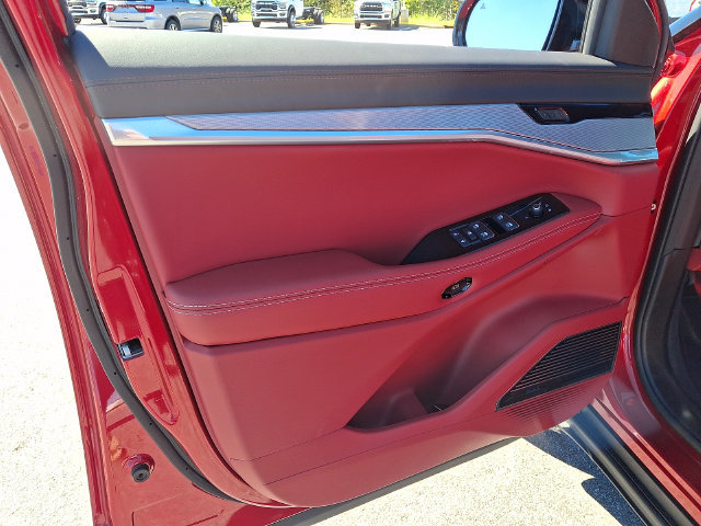 Used 2024 Jeep Wagoneer Limited AWD/4WD image 12