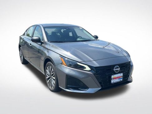 New 2026 Nissan Altima 2.5 SV AWD/4WD image 7