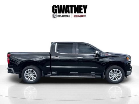 Used 2024 Chevrolet Silverado 1500 LTZ AWD/4WD image 2