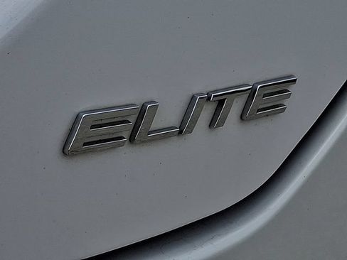 Used 2023 Honda Pilot Elite image 30