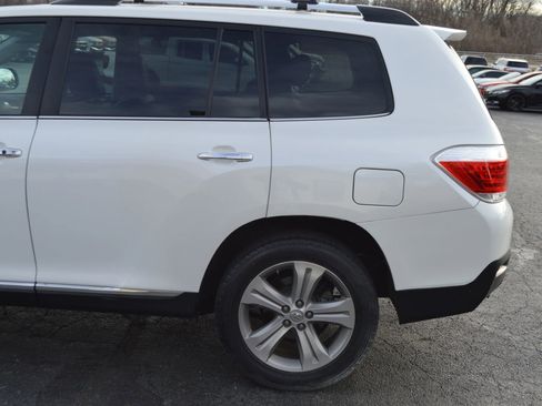 Used 2013 Toyota Highlander Limited image 4