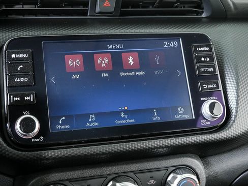 Used 2023 Nissan Kicks SV image 14