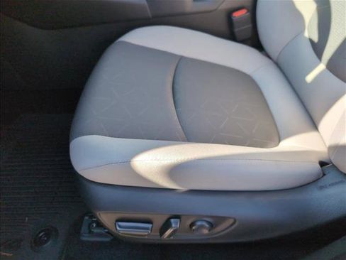 New 2025 Toyota RAV4 XLE image 4