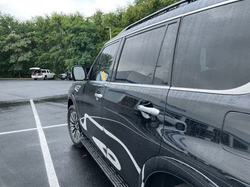 Used 2021 Nissan Armada SL w/ Midnight Edition Package RWD image 9