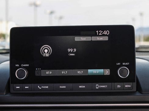 Certified 2025 Honda Pilot Sport image 14