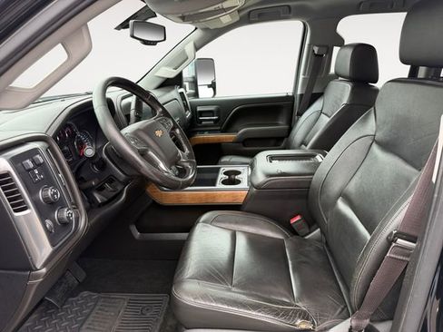 Used 2016 Chevrolet Silverado 2500 LTZ w/ LTZ Plus Package AWD/4WD image 9