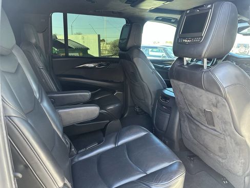 Used 2016 Cadillac Escalade ESV Platinum image 9