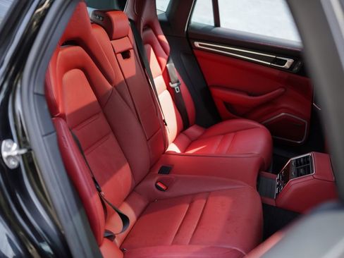 Used 2023 Porsche Panamera Platinum Edition image 26