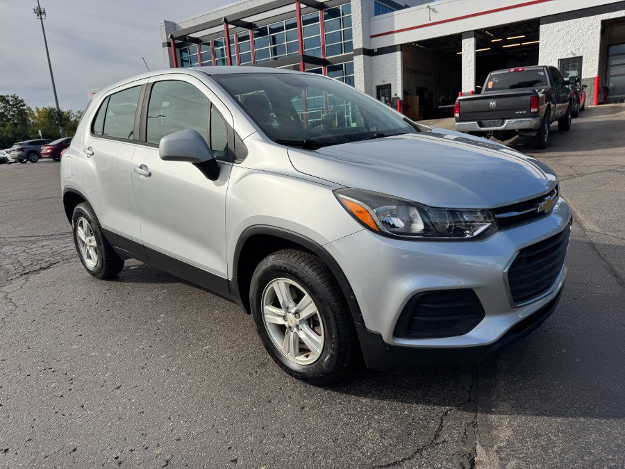 Used 2017 Chevrolet Trax LS AWD/4WD image 7