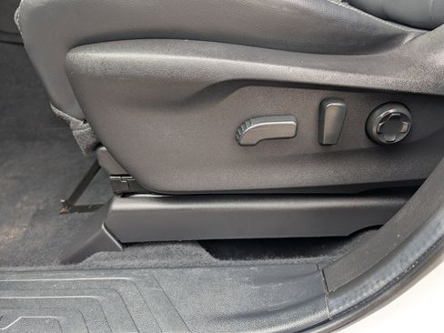 Used 2023 Subaru Ascent Limited image 20