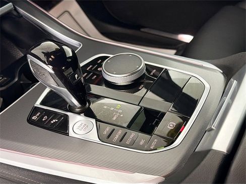 Used 2023 BMW X5 xDrive40i image 16