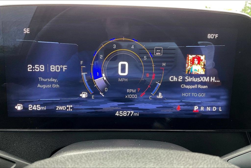 Used 2024 Chevrolet Traverse LT AWD/4WD image 16
