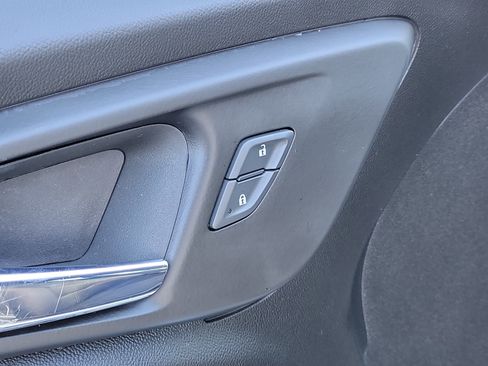 Used 2022 Chevrolet Malibu RS FWD image 17