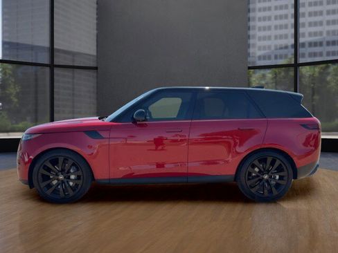 Used 2025 Land Rover Range Rover Sport SE AWD/4WD image 8