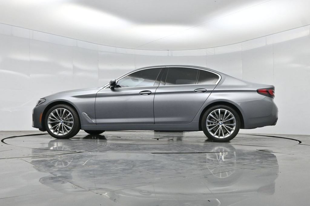 Used 2023 BMW 540i w/ Convenience Package RWD image 58