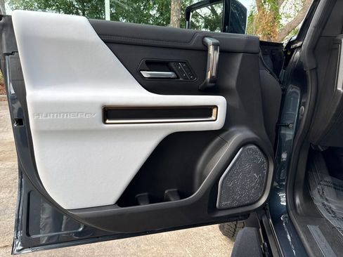 Used 2025 GMC Hummer EV 3X AWD/4WD image 21