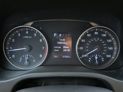 Used 2018 Hyundai Elantra SEL FWD image 21