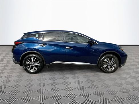 Used 2019 Nissan Murano S image 4