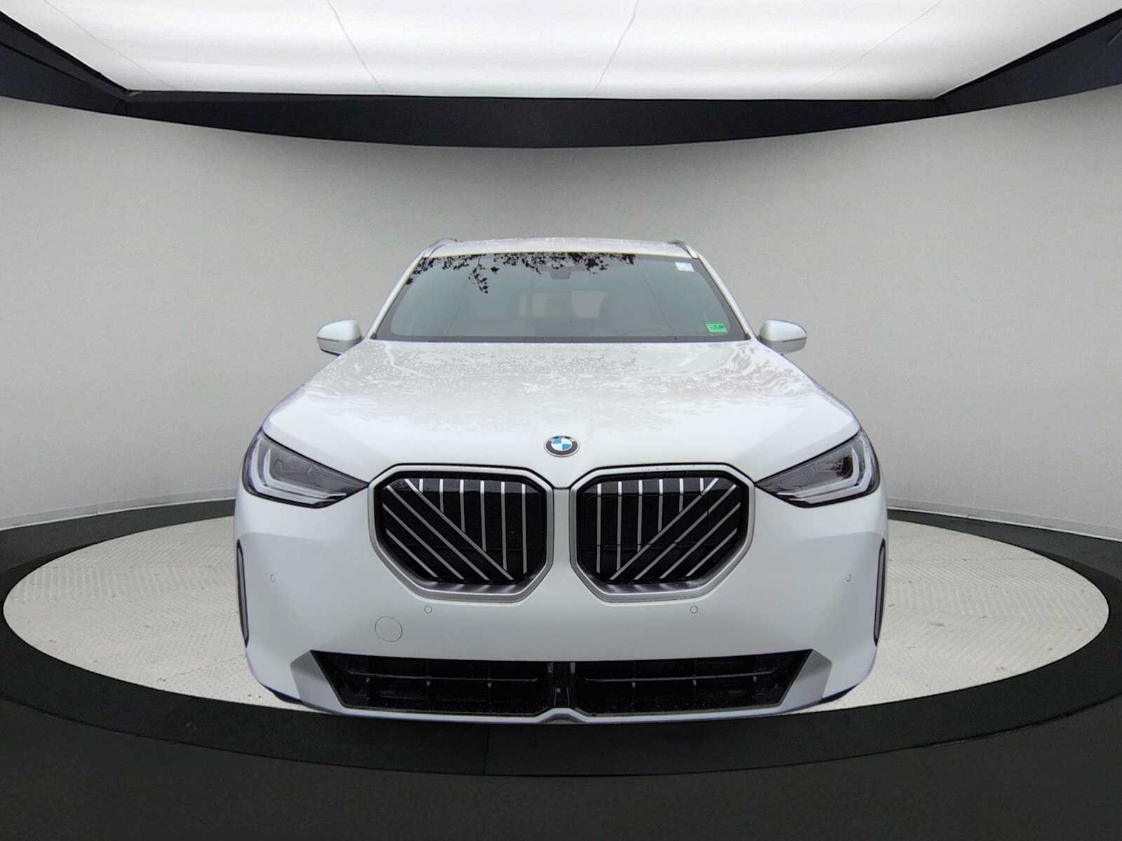 Used 2026 BMW X3 xDrive30i w/ Convenience Package AWD/4WD image 3