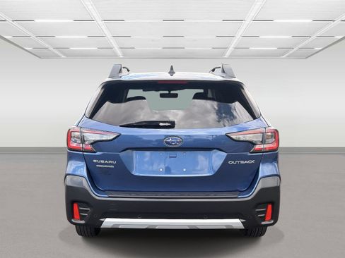 Certified 2022 Subaru Outback Limited w/ Popular Package #2 AWD/4WD image 4