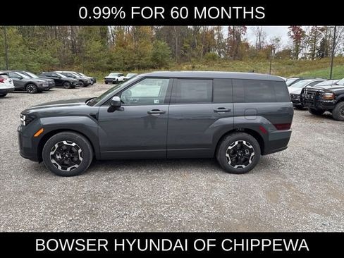 New 2026 Hyundai Santa Fe SE image 2