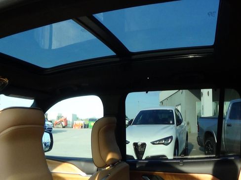 Certified 2024 Jeep Grand Cherokee L Summit image 13