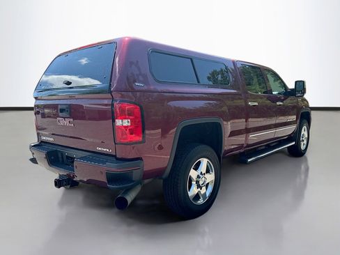 Used 2015 GMC Sierra 2500 Denali w/ Duramax Plus Package AWD/4WD image 7