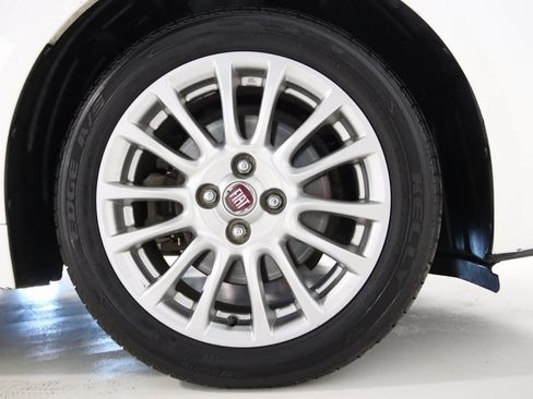 Used 2017 FIAT 124 Spider Classica image 65