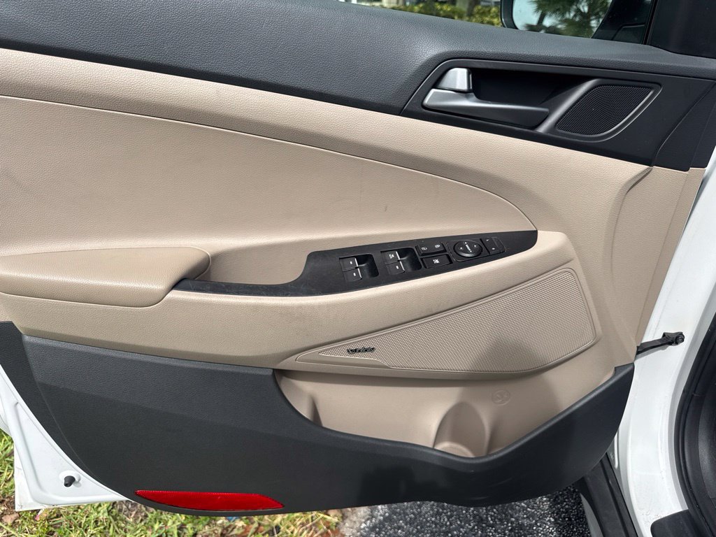 Used 2017 Hyundai Tucson Limited FWD image 6