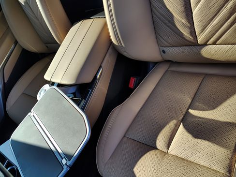 New 2025 Cadillac Escalade IQ Luxury 2 image 39