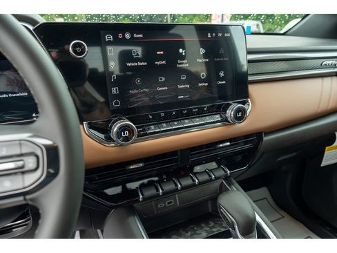 New 2026 GMC Canyon AT4 AWD/4WD image 22