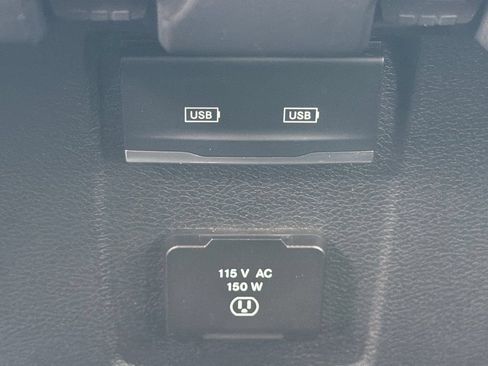 Used 2025 Jeep Wrangler Unlimited Rubicon AWD/4WD image 22