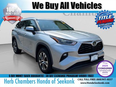 Used 2021 Toyota Highlander XLE