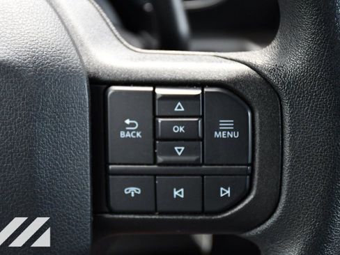 Used 2023 Ford F150 XLT AWD/4WD image 17