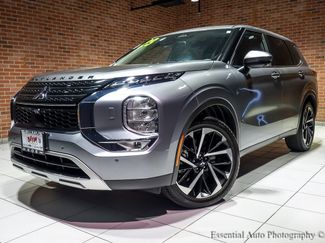 Used 2023 Mitsubishi Outlander SE video 2