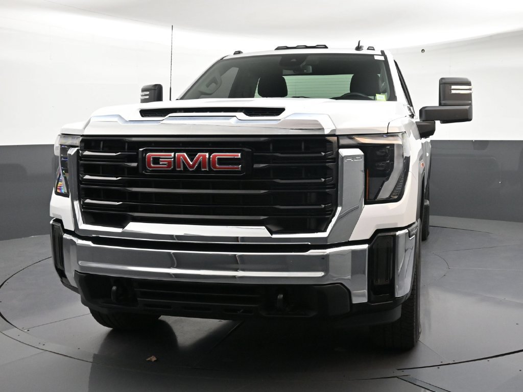 Used 2026 GMC Sierra 2500 Pro w/ Convenience Package AWD/4WD image 8