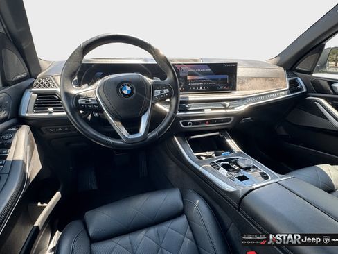 Used 2025 BMW X5 xDrive40i w/ Climate Comfort Package AWD/4WD image 11