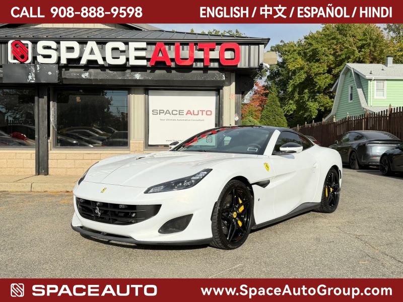 Used 2019 Ferrari Portofino RWD image 1