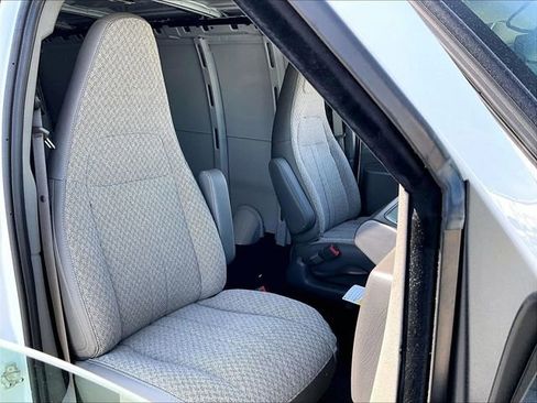 New 2026 Chevrolet Express 2500 w/ Driver Convenience Package RWD image 26