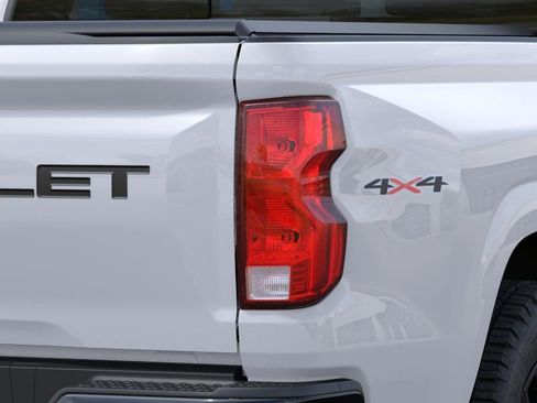 New 2026 Chevrolet Colorado W/T AWD/4WD image 11
