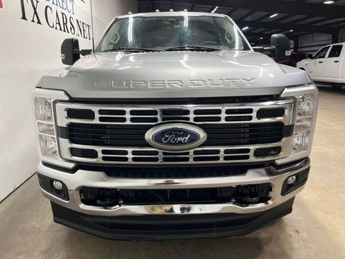 Used 2024 Ford F350 XLT AWD/4WD image 14