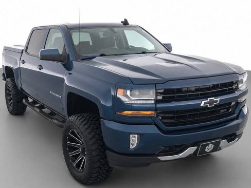 Used 2017 Chevrolet Silverado 1500 LT w/ All Star Edition AWD/4WD image 1