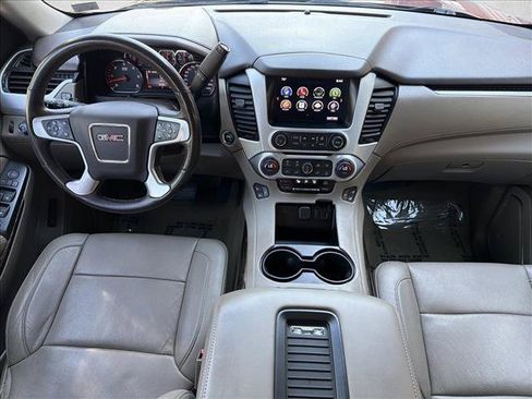 Used 2016 GMC Yukon SLT w/ Open Road Package AWD/4WD image 25