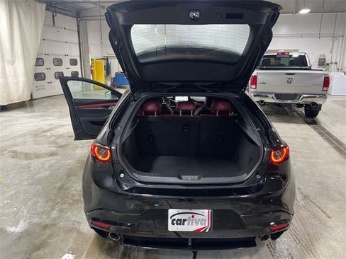 Used 2021 MAZDA MAZDA3 Hatchback w/Premium Plus Pkg image 24