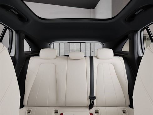 Used 2026 Mercedes-Benz GLA 250 image 44