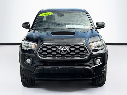 Used 2023 Toyota Tacoma TRD Sport RWD image 2