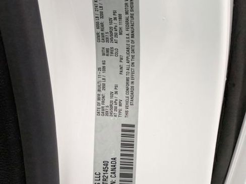 New 2026 Chrysler Pacifica Select w/ S Appearance Package FWD image 39