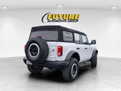 Certified 2023 Ford Bronco Black Diamond w/ Sasquatch Package image 4