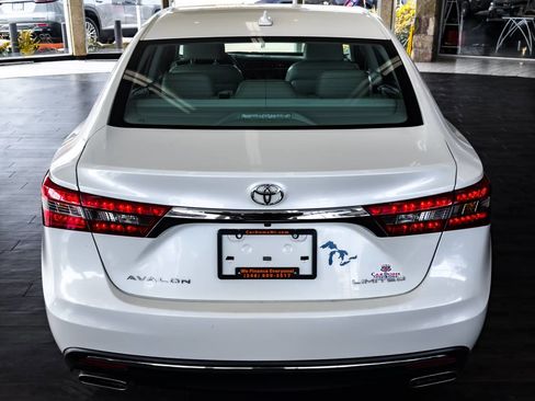 Used 2016 Toyota Avalon Limited w/ Toyota Safety Sense Package image 12