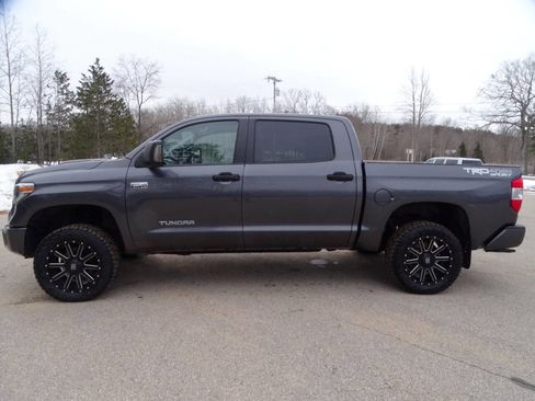 Used 2018 Toyota Tundra TRD Sport image 8